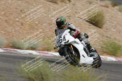 media/Jun-04-2022-WERA (Sat) [[b852bbbd55]]/Race 14 Senior Superbike Expert and Novice/